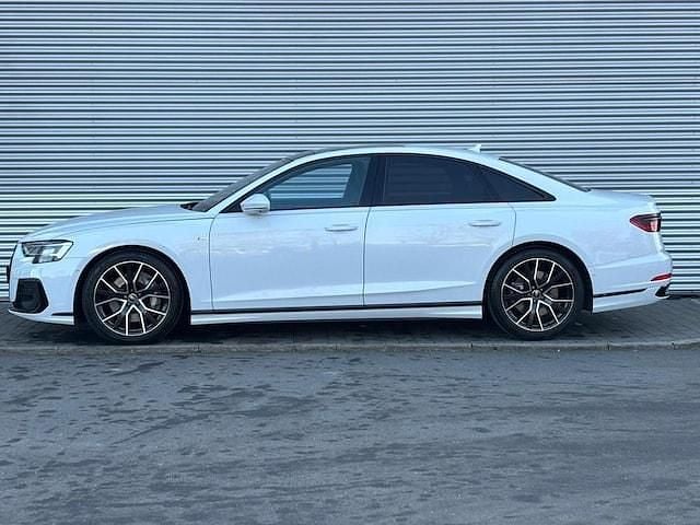 Gebraucht Audi A8 Ambiente 340 PS (250 kW) 2022 Gletscherweiß metallic Limousine