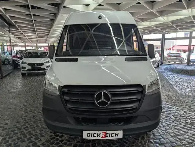 Gebraucht Mercedes Sprinter 114 PS (83 kW) 2023 Weiß Van