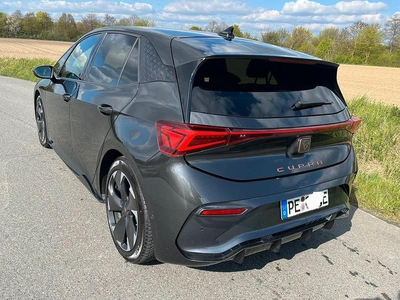 Second-hand Cupra Born 150 kW (204 CP) 2022 Gri Hatchback