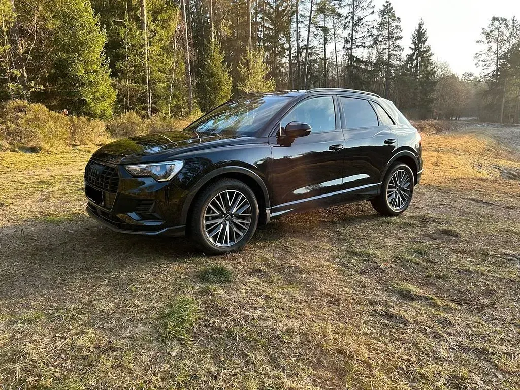 Gebraucht Audi Q3 Advanced Plus 150 PS (110 kW) 2023 Schwarz SUV