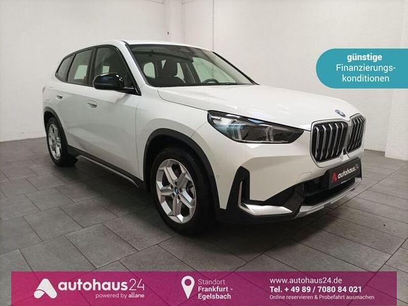 Weiß Gebraucht 2023 BMW iX1 xLine SUV | 37.920 € (Guter Preis) - Bild 1/4