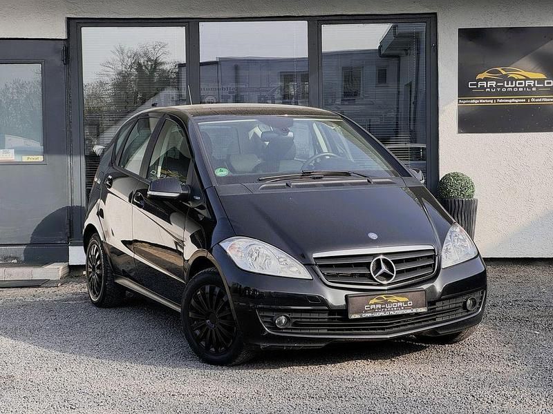 Gebraucht Mercedes A160 95 PS (69 kW) 2011 Schwarz Limousine