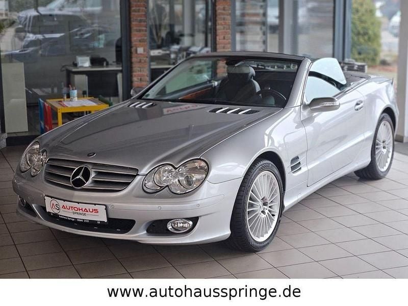 Silber Gebraucht 2006 Mercedes SL350 AMG Cabrio | 24.990 € (Fairer Preis) - Bild 1/4