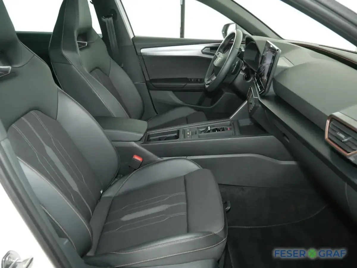 Gebraucht Cupra Leon VZ 245 PS (180 kW) 2024 Weiss Kombi