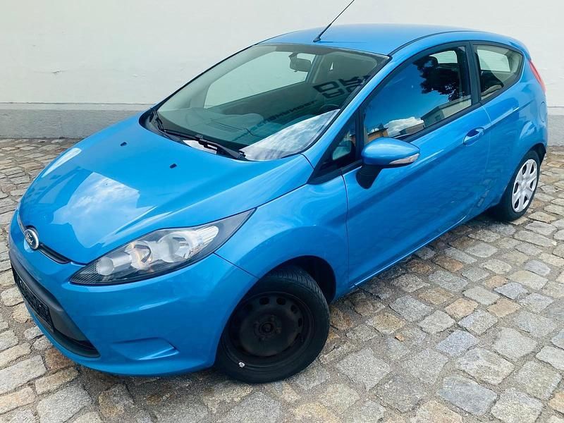 Blau Gebraucht 2009 Ford Fiesta Kleinwagen | 2.350 € (Superpreis) - Bild 1/4