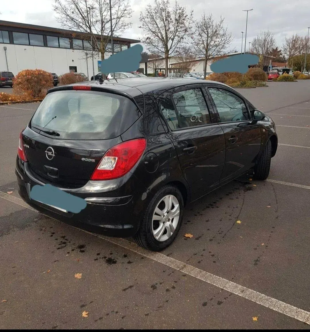 Gebraucht Opel Corsa Innovation 95 PS (69 kW) 2010 Schwarz Kleinwagen