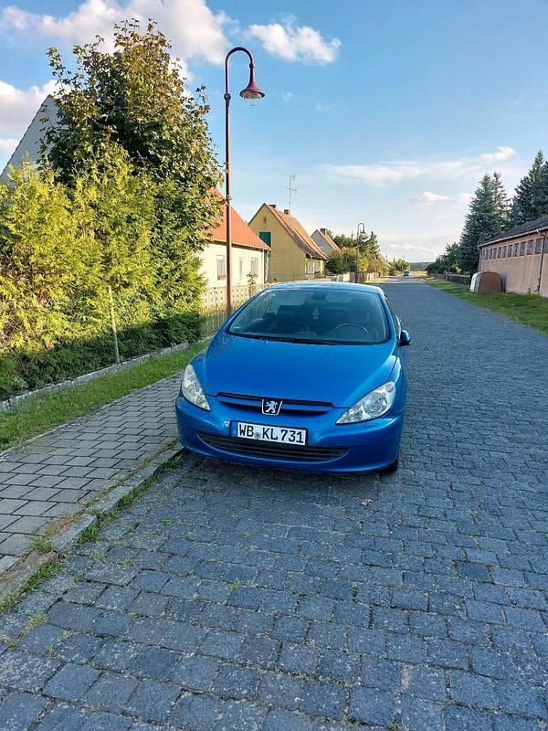 Blau Gebraucht 2004 Peugeot 307 CC Cabrio | 800 € (Superpreis) - Bild 1/4
