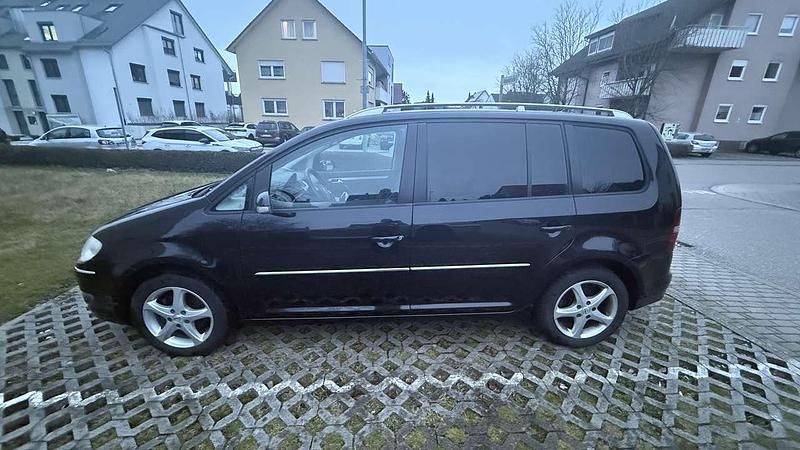 Gebraucht VW Touran Highline 140 PS (102 kW) 2007 Schwarz Van / Kleinbus