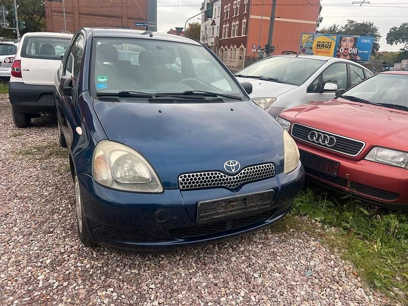 Gebraucht 2002 Toyota Yaris Kleinwagen | 550 € - Bild 1/4