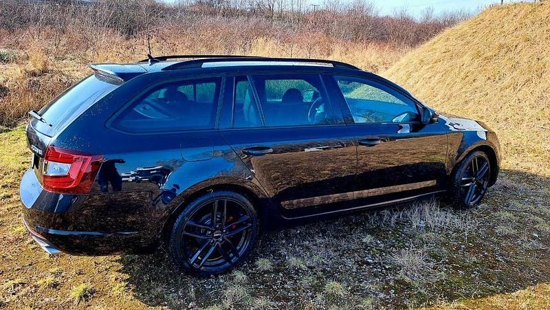 Gebraucht Skoda Octavia RS 184 PS (135 kW) 2020 Schwarz Kombi