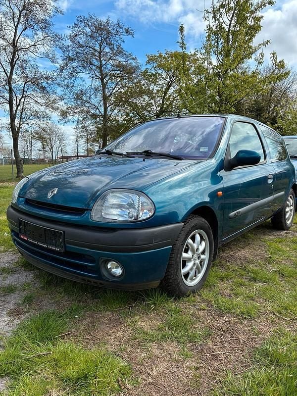Gebraucht Renault Clio II 90 PS (66 kW) 1998 Blau Kleinwagen