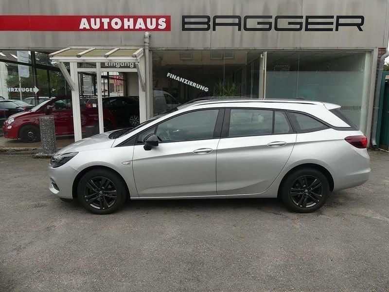 Silber Gebraucht 2022 Opel Astra Design Edition Kombi | 14.490 € (Guter Preis) - Bild 1/4