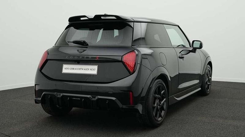 Gebraucht Mini John Cooper Works 204 PS (150 kW) 2024 Schwarz Kleinwagen