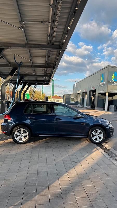 Używany VW Golf VII 140 KM (102 kW) 2013 Niebieski Hatchback