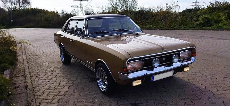 Gold Gebraucht 1969 Opel Commodore Limousine | 14.900 € - Bild 1/4