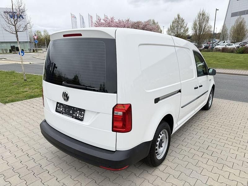 Gebraucht VW Caddy Maxi 122 PS (89 kW) 2020 Weiß Van / Kleinbus