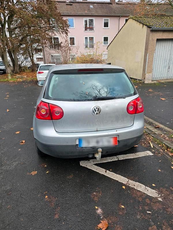 Gebraucht VW Golf IV 115 PS (84 kW) 2004 Silber Limousine