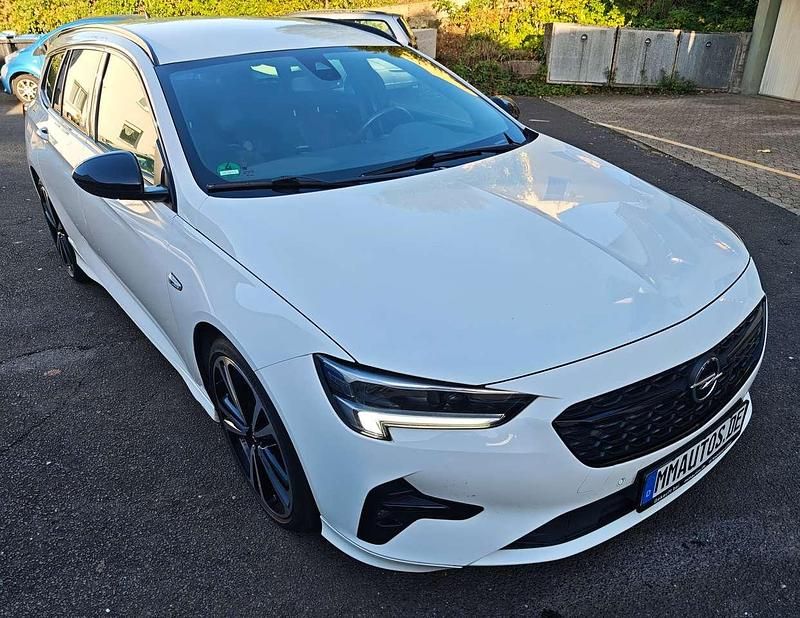 Gebraucht Opel Insignia Ultimate 174 PS (127 kW) 2022 White jade Kombi