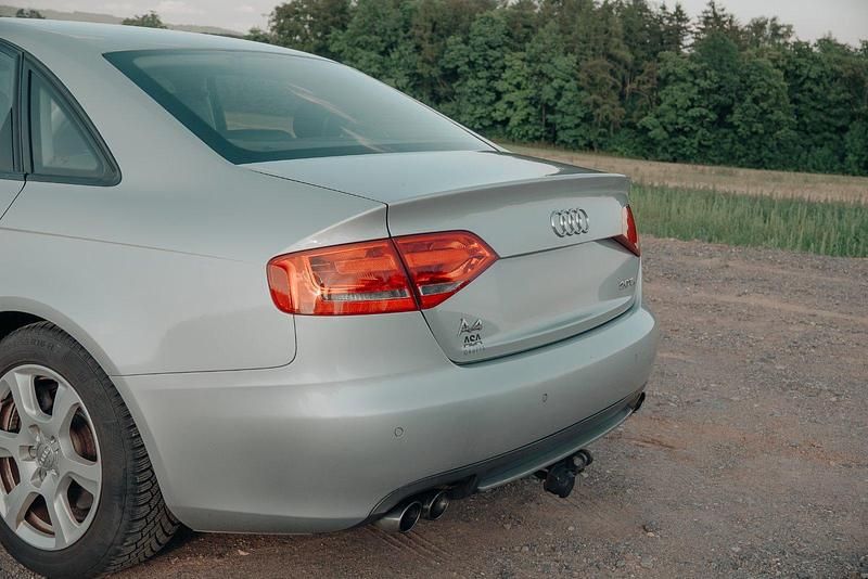 Gebraucht Audi A4 S-Line 210 PS (154 kW) 2009 Silber Limousine