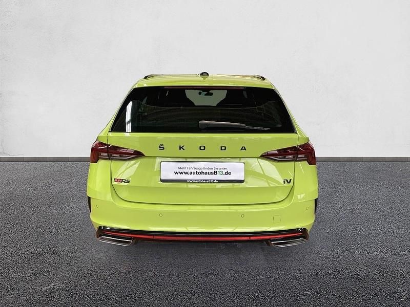 Second-hand Skoda Octavia RS 245 CP (180 kW) 2023 Verde Break
