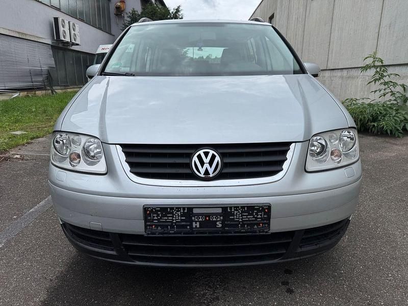 Silber Gebraucht 2006 VW Touran Goal Van / Kleinbus | 2.600 € (Fairer Preis) - Bild 1/4