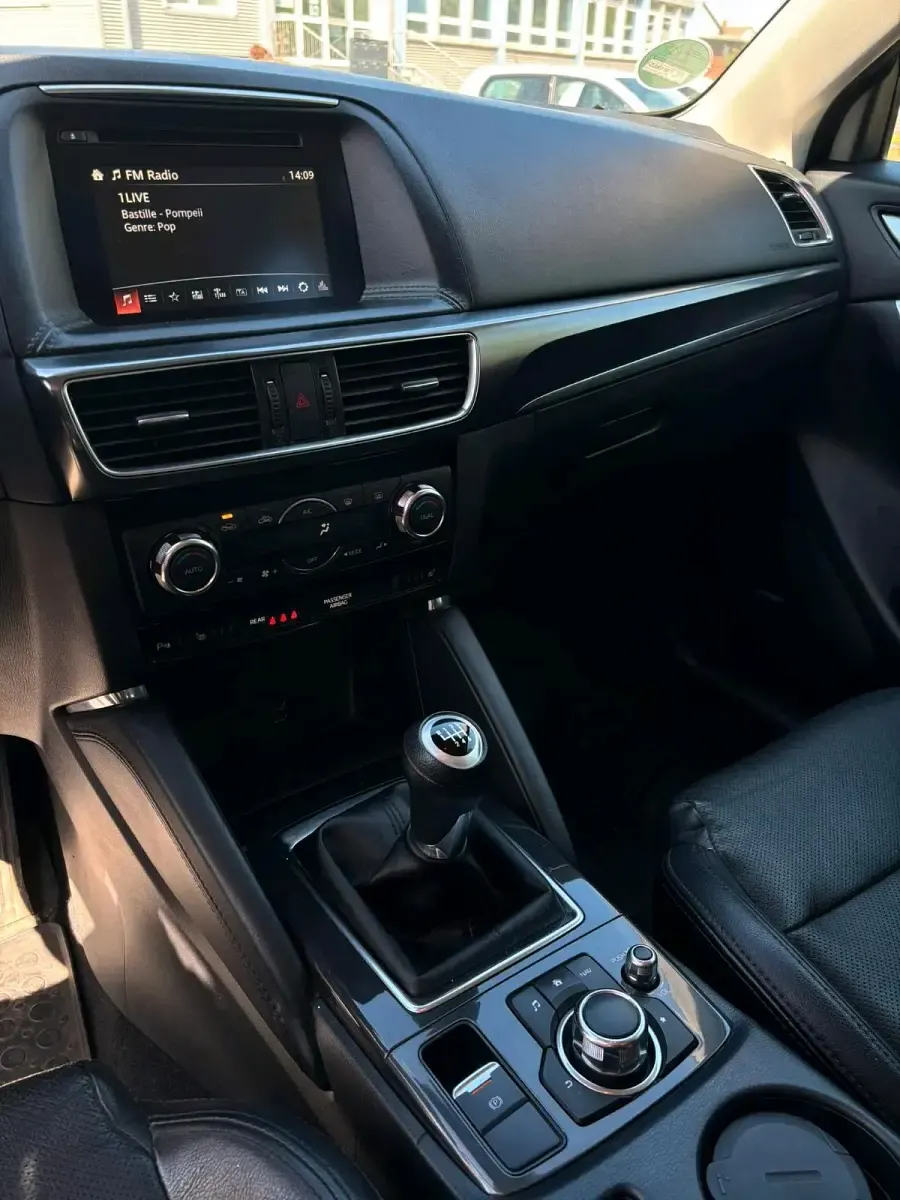 Gebraucht Mazda CX-5 175 PS (128 kW) 2016 Rot SUV