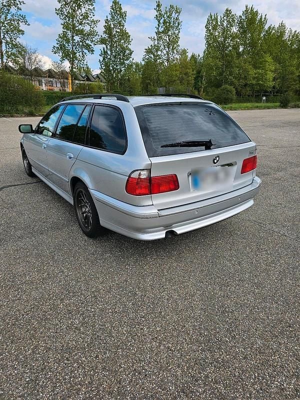 Używany BMW 530 Executive 193 KM (141 kW) 2002 Srebrny Kombi