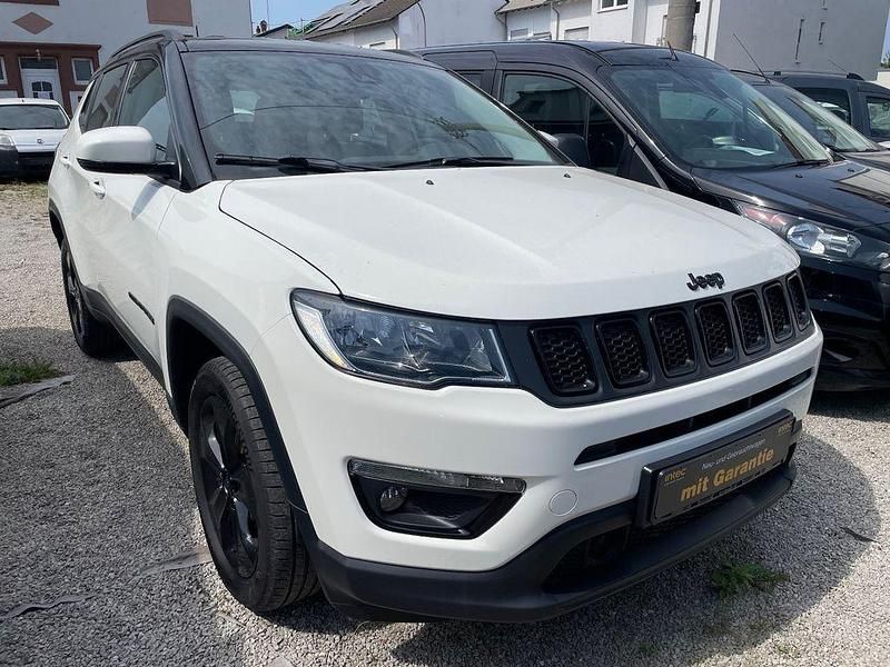 Weiß Gebraucht 2019 Jeep Compass Longitude SUV | 20.200 € (Teuer) - Bild 1/4