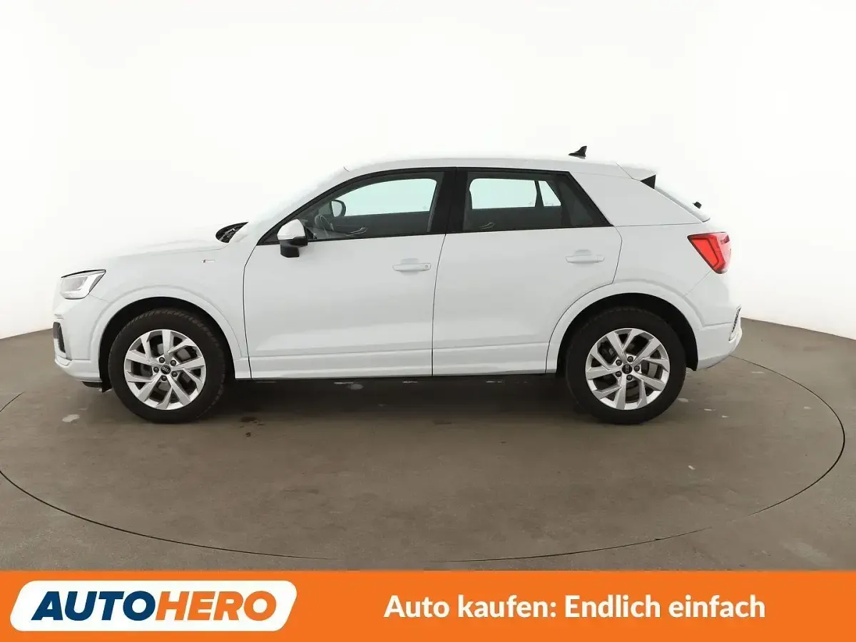 Gebraucht Audi Q2 Advanced 150 PS (110 kW) 2023 Weiß SUV