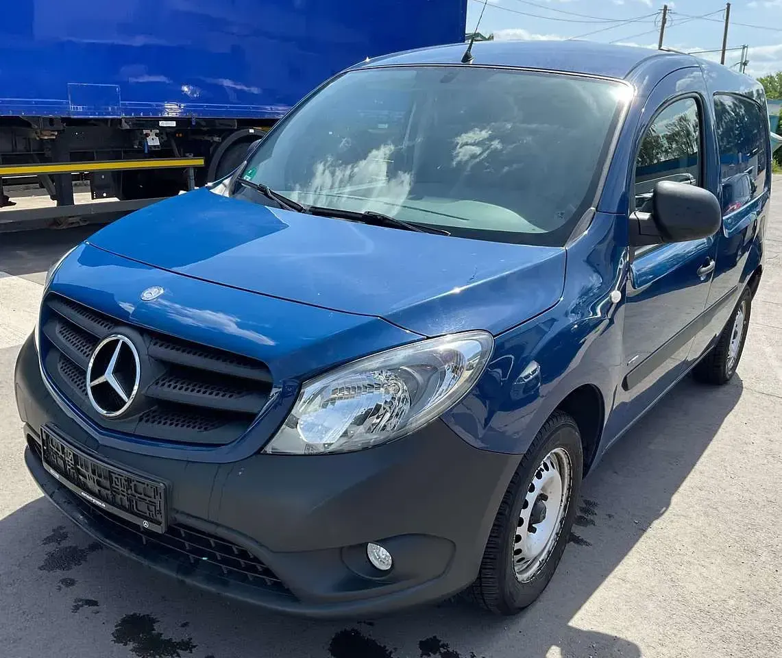 Gebraucht Mercedes Citan 108 75 PS (55 kW) 2014 Tintenblau Van / Kleinbus