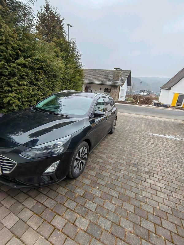 Gebraucht Ford Focus 150 PS (110 kW) 2020 Schwarz Kombi