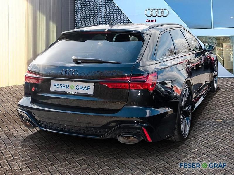 Gebraucht Audi RS6 Ambiente 600 PS (441 kW) 2022 Mythosschwarz metallic Kombi