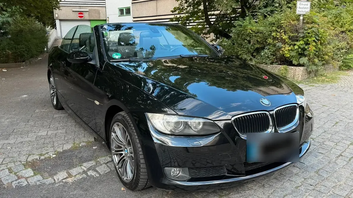 Gebraucht BMW 320 Cabriolet 170 PS (125 kW) 2007 Schwarz Cabrio