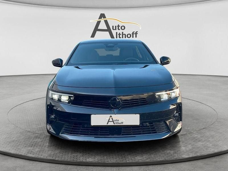 Gebraucht Opel Astra 131 PS (96 kW) 2024 Schwarz Limousine