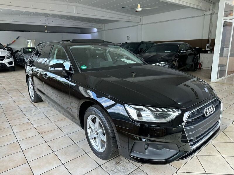 Schwarz Gebraucht 2022 Audi A4 Basis Kombi | 19.900 € (Fairer Preis) - Bild 1/4