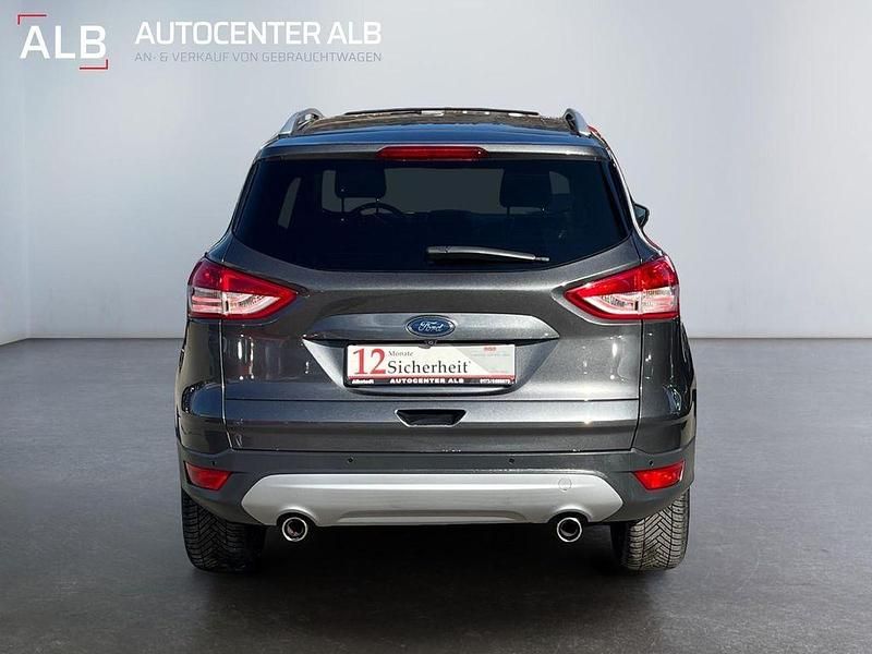 Gebraucht Ford Kuga 150 PS (110 kW) 2016 Grau SUV
