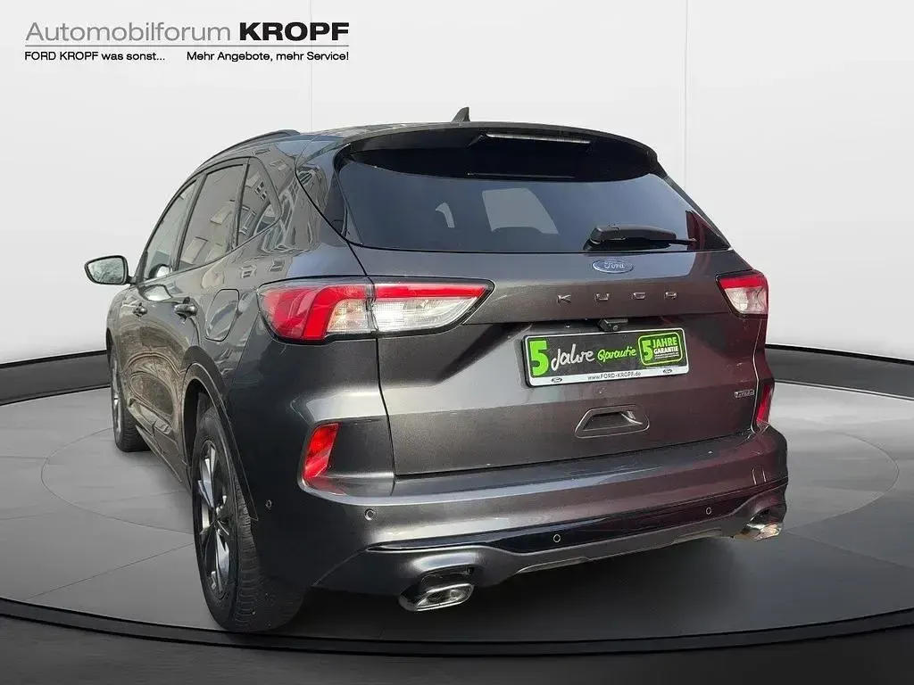 Usado Ford Kuga ST-Line 224 HP (164 kW) 2021 Cinzento SUV