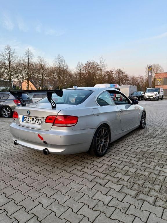 Gebraucht BMW 335 Performance 306 PS (225 kW) 2006 Silber Coupé