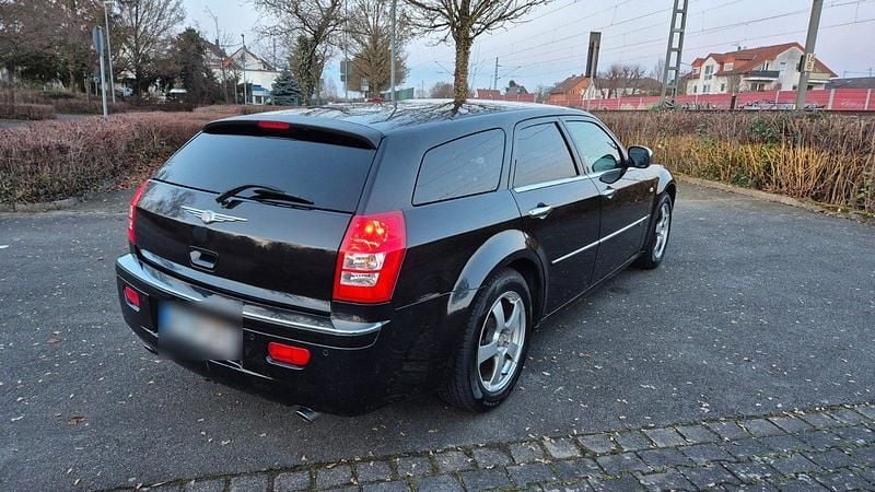 Gebraucht Chrysler 300C 218 PS (160 kW) 2010 Schwarz Kombi