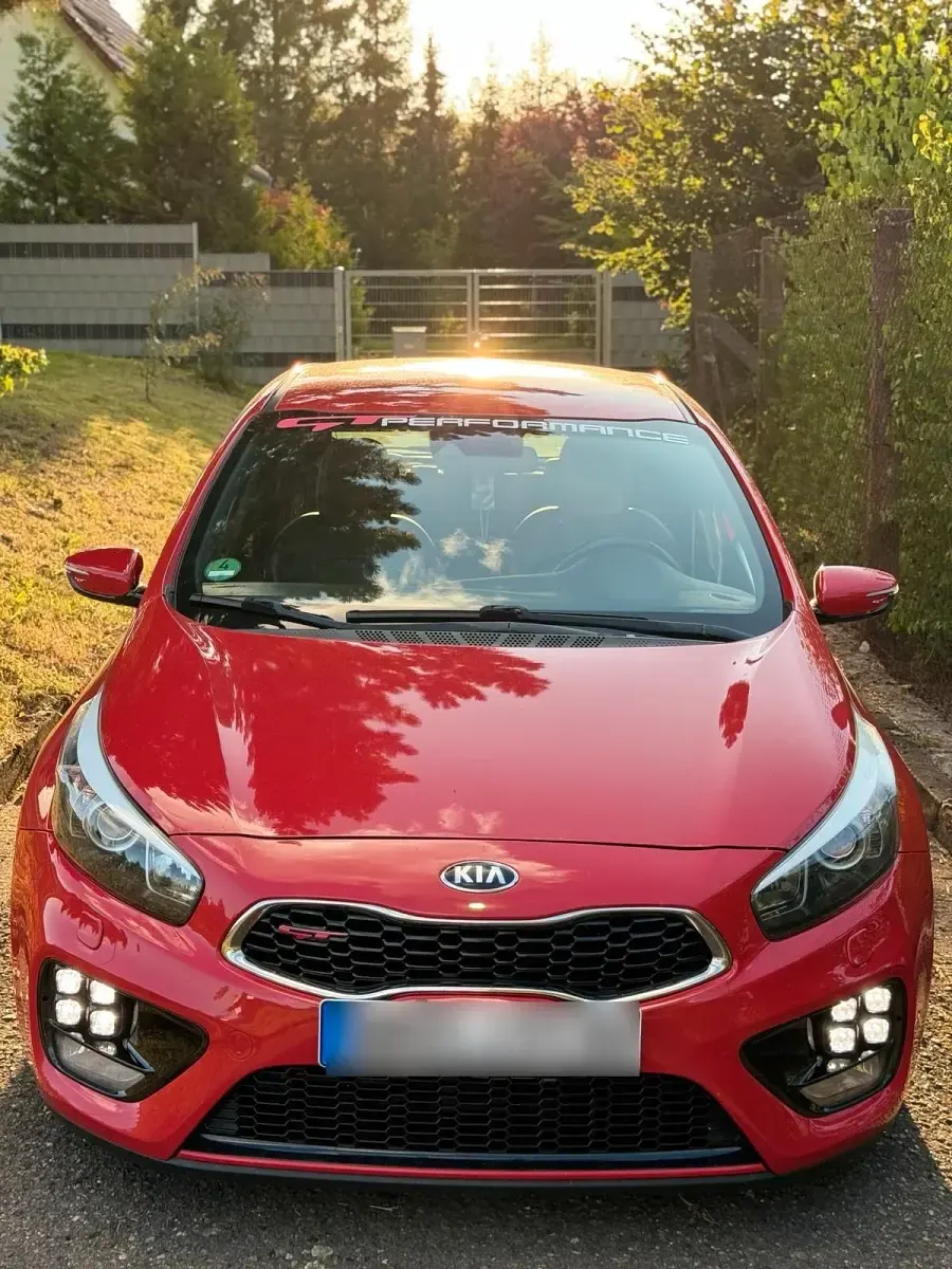 Gebraucht Kia Ceed GT GT 204 PS (150 kW) 2017 Rot Kleinwagen