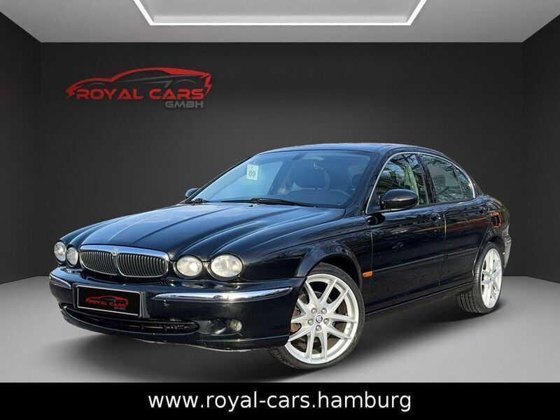 Schwarz Gebraucht 2002 Jaguar X-type Executive Limousine | 5.990 € (Fairer Preis) - Bild 1/4