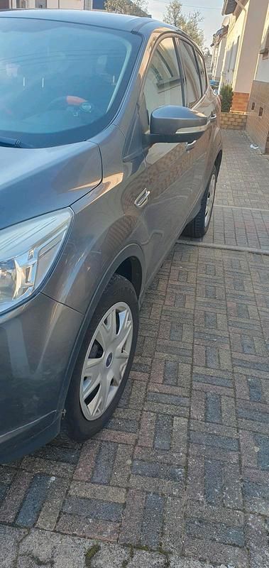 Gebraucht Ford Kuga 170 PS (125 kW) 2013 Silber SUV