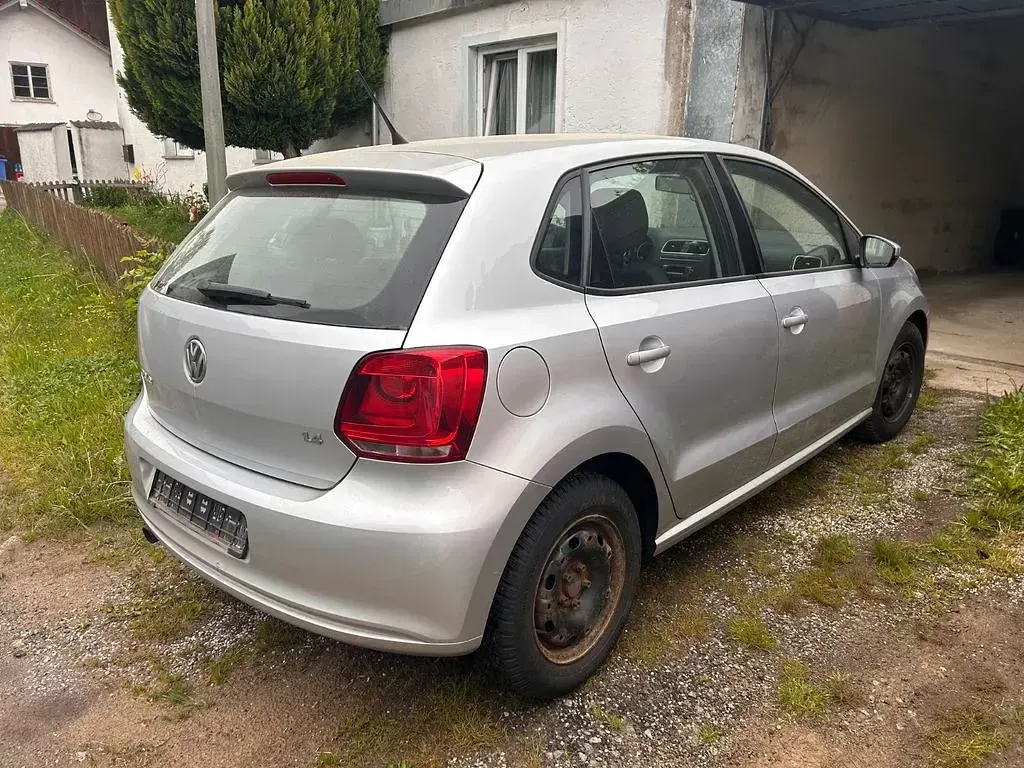 Usata VW Polo 86 CV (63 kW) 2012 Grigio Utilitaria