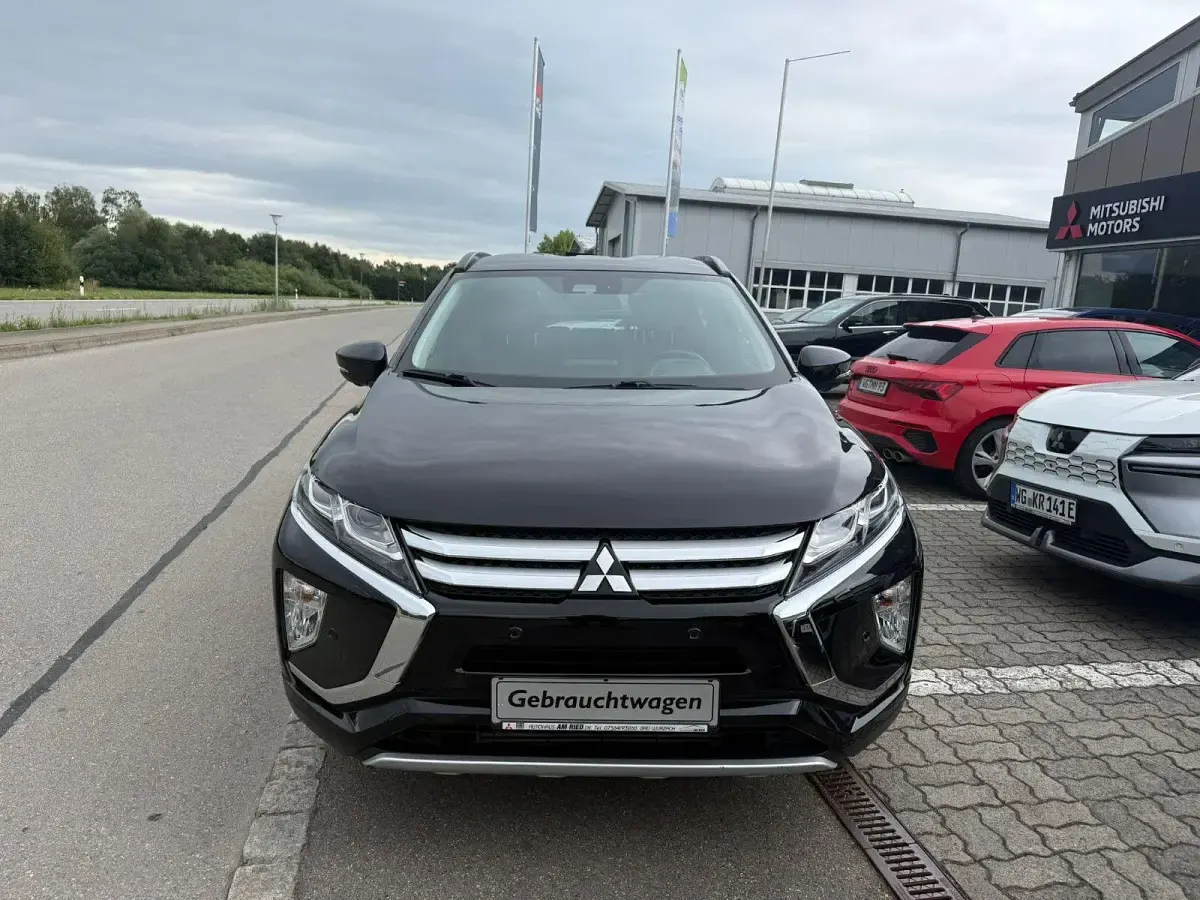 Gebraucht Mitsubishi Eclipse Cross Top 163 PS (119 kW) 2018 Schwarz SUV