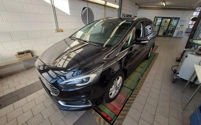 Schwarz Gebraucht 2020 Ford S-MAX Titanium Van / Kleinbus | 16.990 € (Fairer Preis) - Bild 1/4