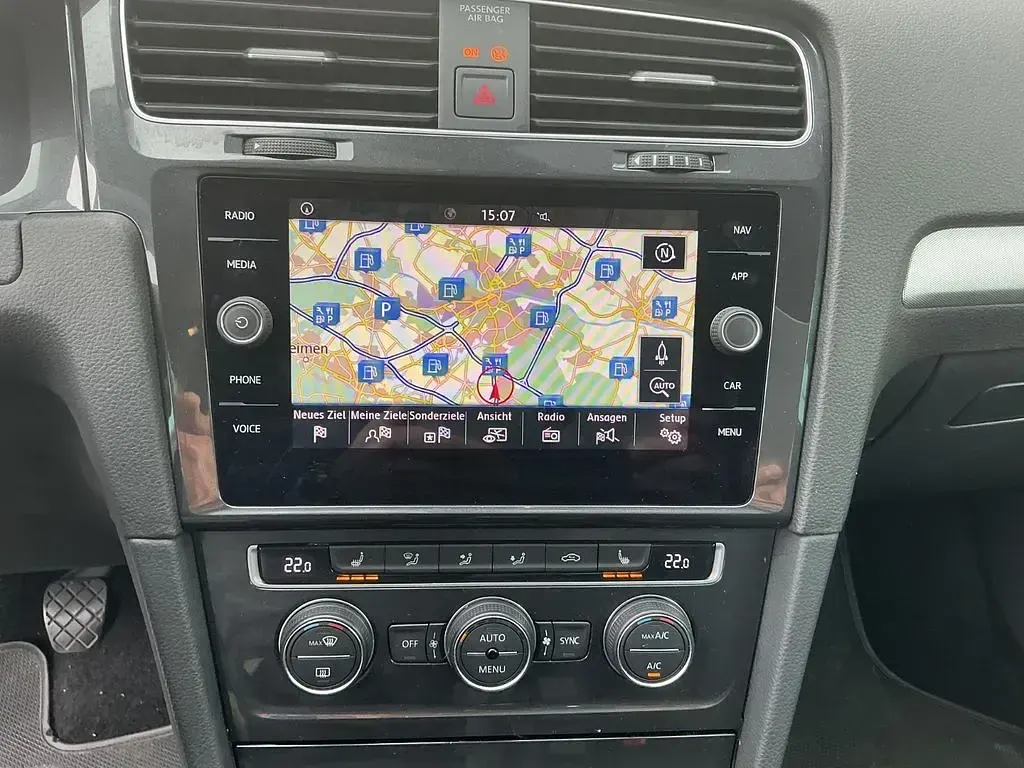 Second-hand VW Golf VII Trendline 116 CP (85 kW) 2019 Argintiu Berlinǎ