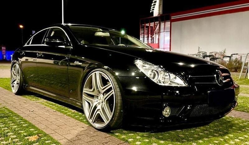 Schwarz Gebraucht 2009 Mercedes CLS63 AMG AMG Limousine | 34.950 € - Bild 1/4