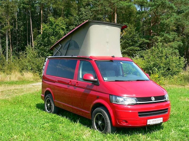 Gebraucht VW California Beach 179 PS (131 kW) 2014 Rot Van