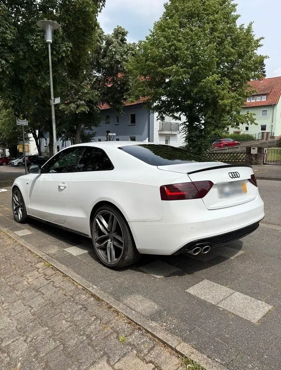 Gebraucht Audi A5 S-Line 190 PS (139 kW) 2015 Weiß Coupé