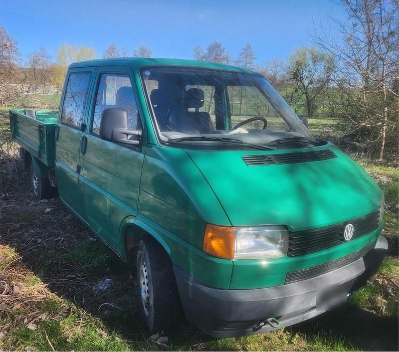 Second-hand VW T4 60 CP (44 kW) 1995 Verde Van